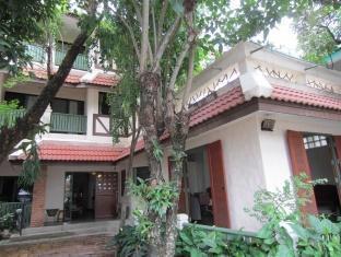 Harmony House Hotel Chiang Mai Bagian luar foto